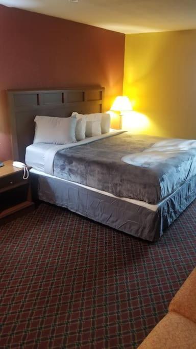 Hotel 2 Queen Beds Hotel Room 106 Wi-Fi Booking Stillwater Zewnętrze zdjęcie